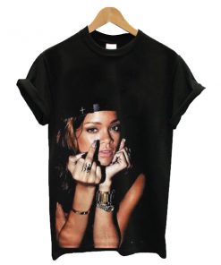 Rihanna Middle Finger t shirt RF02