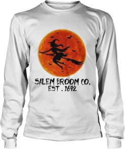Witch salem broom co est 1692 Sweatshirt